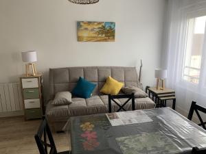 Appartements Appartement Fort-Mahon-Plage, 1 piece, 2 personnes - FR-1-482-123 : photos des chambres