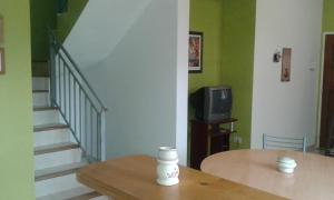 Davies Apartment