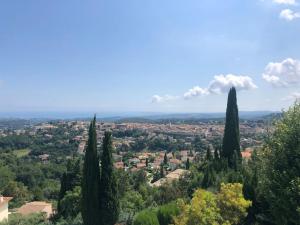 Villas Luxury villa in Vence with panoramic sea views : photos des chambres