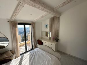 Villas Luxury villa in Vence with panoramic sea views : photos des chambres