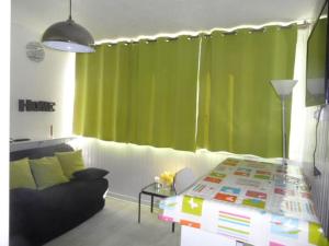 Appartements Joli studio Super Besse : photos des chambres