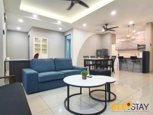 Rafflesia Condominium Sentul by Beestay