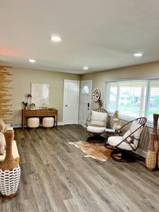 NEW: Tulum Oasis in Denver w Hot Tub & Games