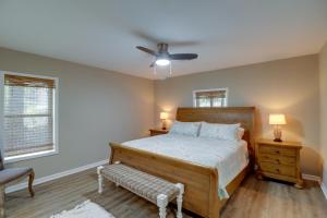 Arkansas Vacation Rental on Greers Ferry Lake!