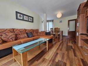 El Mirador de Llaneces 24A02 by R2R Consulting