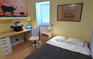 Captain's Cabin Piran - free parking 