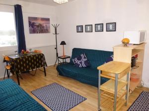 Studio à 50m de la plage, 3 couchages, parking gratuit, animaux acceptés - FR-1-224C-73