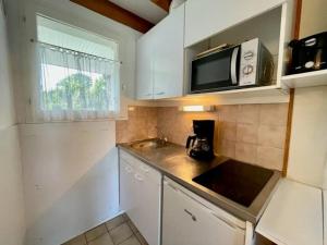 Maison proche plage avec jardinet, 3 pièces, 40m², parking privé, animaux acceptés - FR-1-478-131