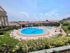 Appartement - Vue sur Piscine 