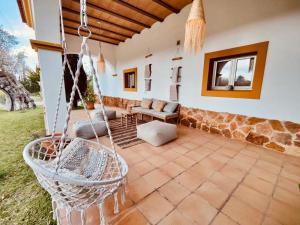 Villa Linda, ruime privé-villa met zwembad met prachtige tuin