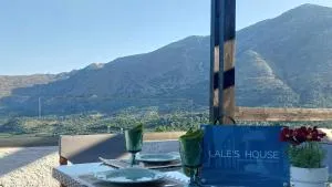 Lale's House - Stavrós