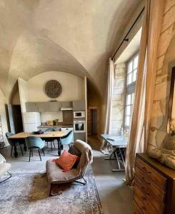 Appartements Au pays de Gide appart feutre dans un chateau : photos des chambres