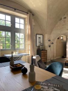 Appartements Au pays de Gide appart feutre dans un chateau : photos des chambres