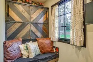 Lakewood Vacation Rental - Walk to American Lake! - DuPont