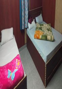 Rishab Homestay by StayApart