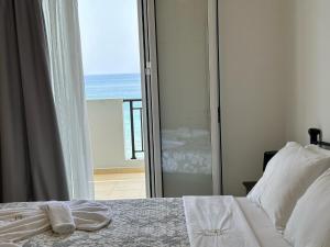 Amaltheia Beachfront Villas