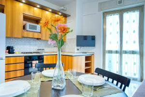 GuestHost - Casa Graziella, bilocale a 5 minuti dal San Raffaele per 5