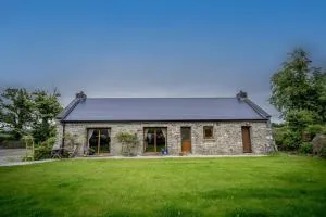 Water and Wildwood - The Bothy Cottage - Lenamore