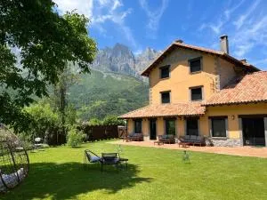 Hotel Eigón - Camaleño