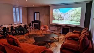 La Villa 1848 by Vindihouses - piscine chauffée - sauna - billard - babyfoot