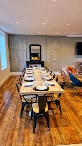 La Villa 1848 by Vindihouses - piscine chauffée - sauna - billard - babyfoot