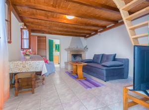 Vacation House, PARKING INCLUDED, Lovrecina