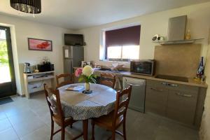 Maisons de vacances Gite l'ombriere : photos des chambres
