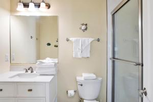 Cozy Hideaway 22C By Pkrm