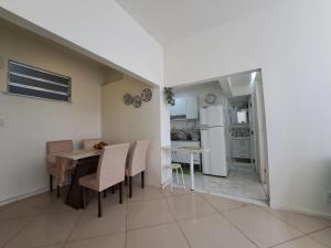 Apto Completo com VAGA entre Botafogo e Copacabana