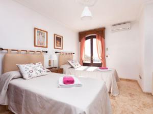 Casa de Can Riera con Piscina Comunitaria