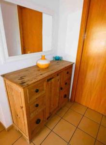 Vibrant central Albir pad