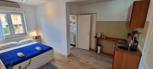 Tiny Studio Big living