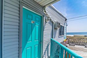 Boardwalk Sand & Surf Beach Hotel Oceanfront
