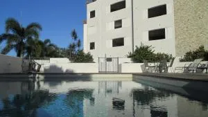 凯恩斯边缘公寓式酒店 - 凯恩斯