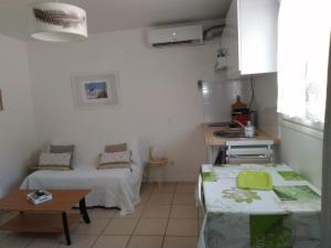 Appartements Studio neuf climatise proche d'Agde : photos des chambres