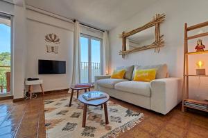 Sunrise -Swimming-pool-Saint-Tropez center-parking