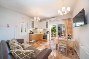 JASMINE - ONE BEDROOM APART WITH BALCONY