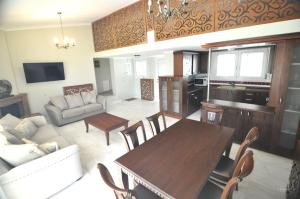 Zennova #41 Trikorfo Cottage