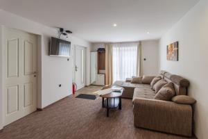 Déli Terasz A Apartman Free parking, self-check-in anytime