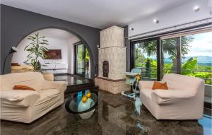Lovely Home In Bregi With Wifi 