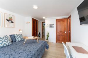 Agaete White&Blue Rooftop