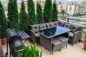 The Episode - Jacuzzi Penthouses