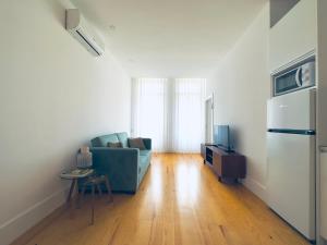 Vibrant Host Solutions-Bonfim