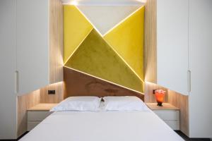 The view2-‘FREE PARKING’