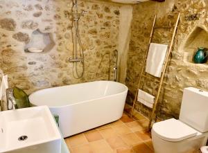 Maisons de vacances Maison Historique rue Vermeille Argeles sur mer : photos des chambres