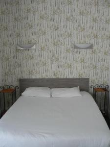 Hotels Hotel Les Alizes : photos des chambres