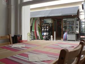 Hotels Hotel Les Alizes : photos des chambres