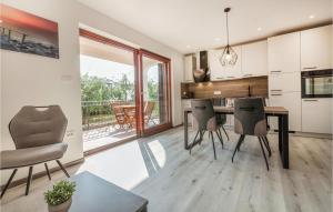 1 Bedroom Awesome Apartment In Secovlje