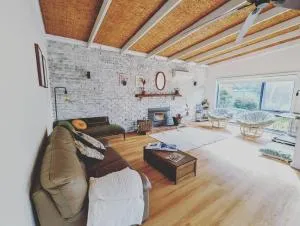 Cosy Brick Beachouse - ALL INCLUDED - Wattle Bank