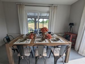 Maisons de vacances Gite Dounoux, 4 pieces, 6 personnes - FR-1-589-592 : photos des chambres